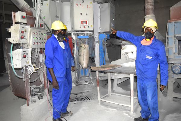 plant-operators-at-work-at-shayona-cement-company-in-kasunguE8807D8D-46FB-6FE8-D5AC-9F5C07ABE6CA.jpg